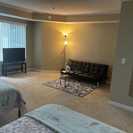 Sweet Studios Universal Loft Free Parking And Wifi 로스앤젤레스 외부 사진