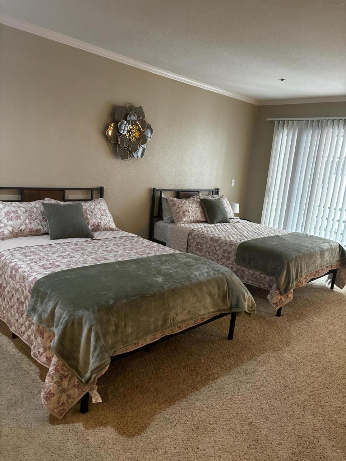 Sweet Studios Universal Loft Free Parking And Wifi 로스앤젤레스 외부 사진
